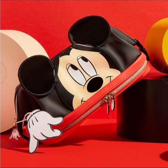 Mickey Mouse x Spectrum Collections Makeup Bag & Brush Bundle Set Collection - Picture 8 of 10